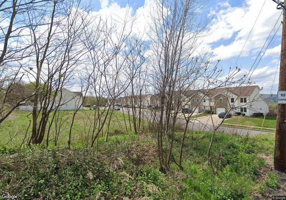 87 Mara Ln, Wilkes Barre, PA 18702 - photo 1