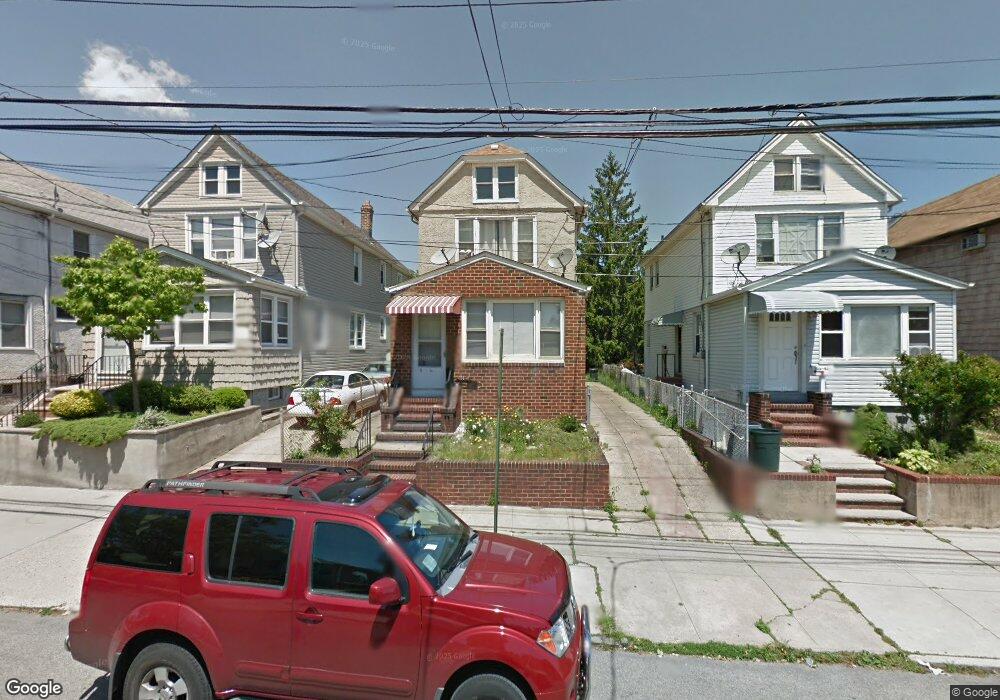 13641 58th Rd, Flushing, NY 11355 - photo 1