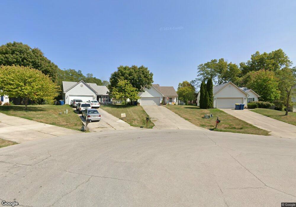 221 Walter Ct, Carmel, IN 46032 - photo 1