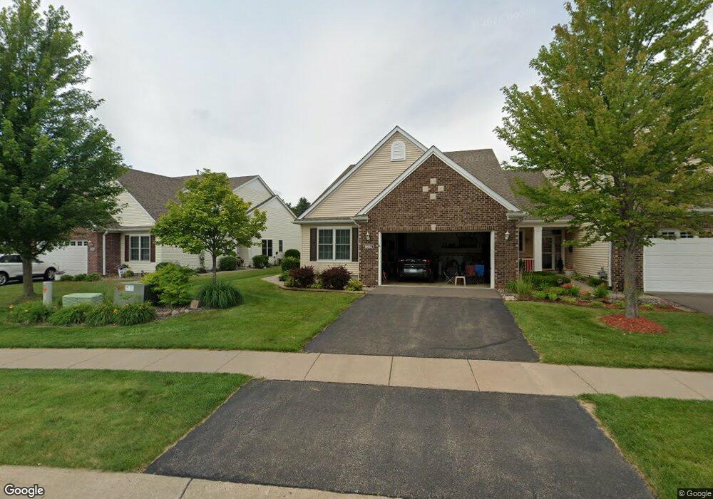 9825 Alvarado Ln N unit 4001, Osseo, MN 55311 - photo 1