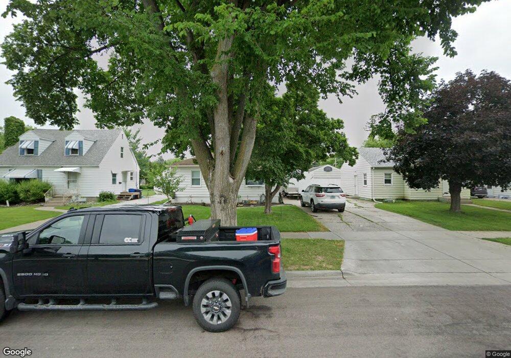 1453 7th St N, Fargo, ND 58102 - photo 1