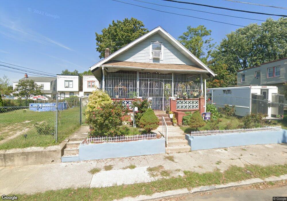 3289 Mitchell St, Camden, NJ 08105 - photo 1