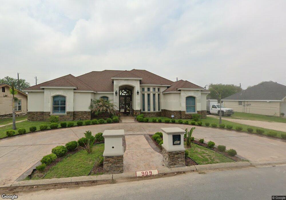 909 N Canna St, Pharr, TX 78577 - photo 1