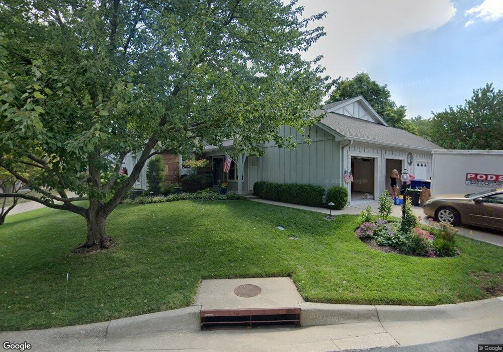 9953 Edelweiss Cir, Shawnee, KS 66203 - photo 1