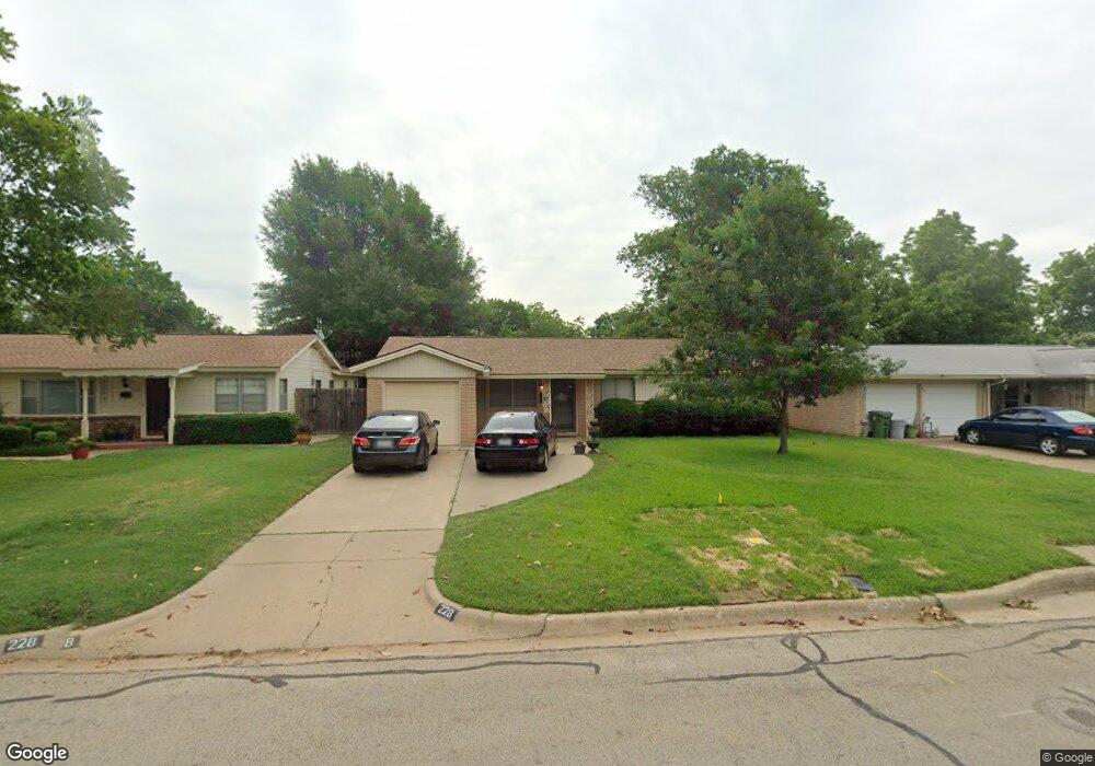 228 Anderson Dr, Hurst, TX 76053 - photo 1