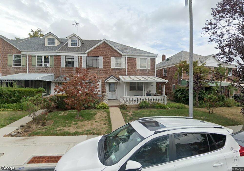 17619 77th Rd, Fresh Meadows, NY 11366 - photo 1