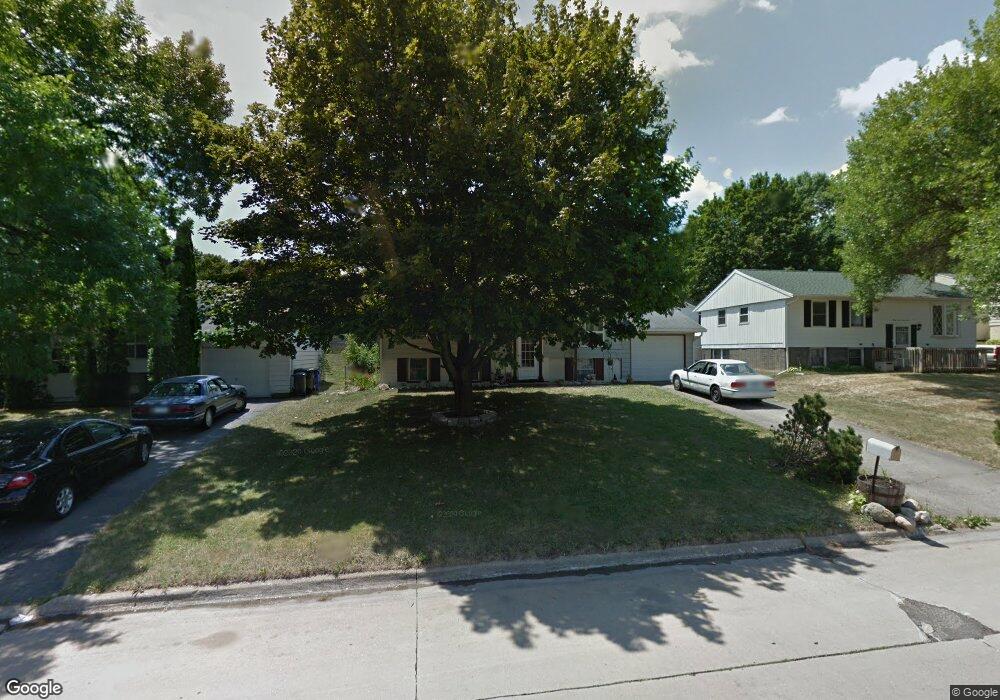 3113 29th Ave SW, Cedar Rapids, IA 52404 - photo 1