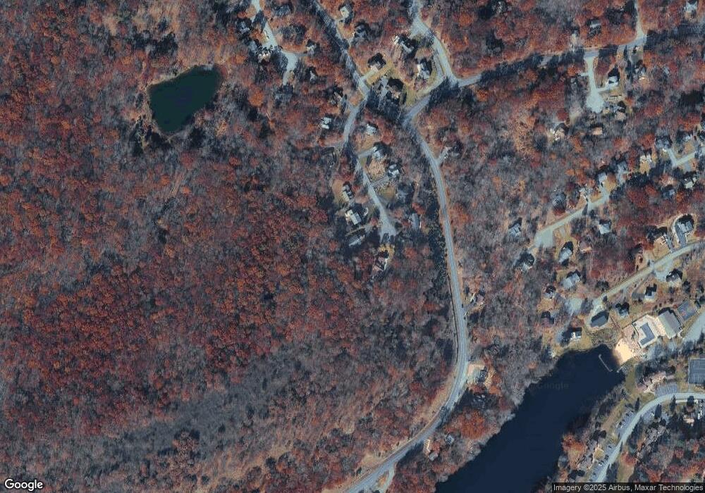 198 Wickes Rd, Bushkill, PA 18324 - photo 1