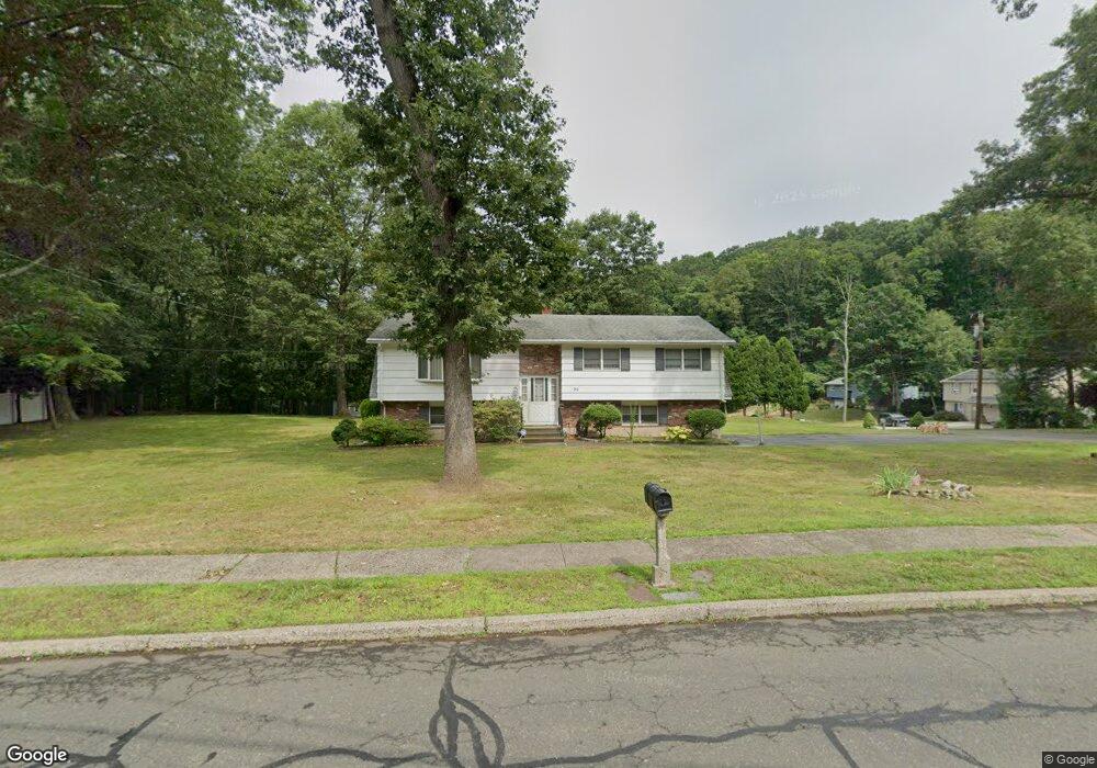 90 Bennett Rd, East Haven, CT 06513 - photo 1