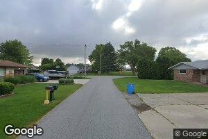 121 Sprunger Dr, Wanatah, IN 46390