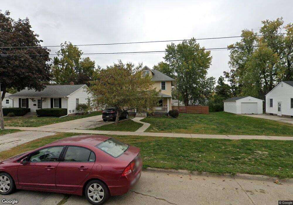 916 W 5th St S, Newton, IA 50208 - photo 1