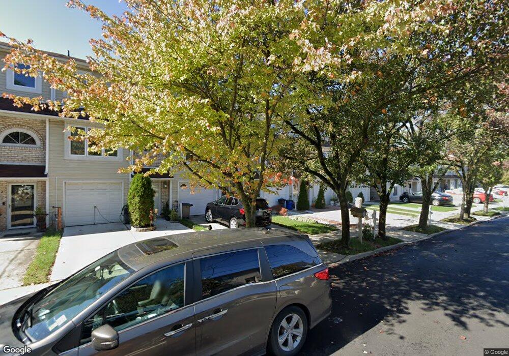 10 Seguine Place, Staten Island, NY 10312 - photo 1