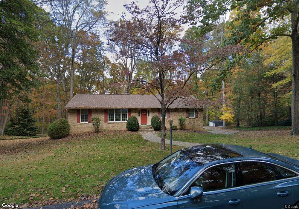 1401 Woodridge Ln, Sykesville, MD 21784 - photo 1