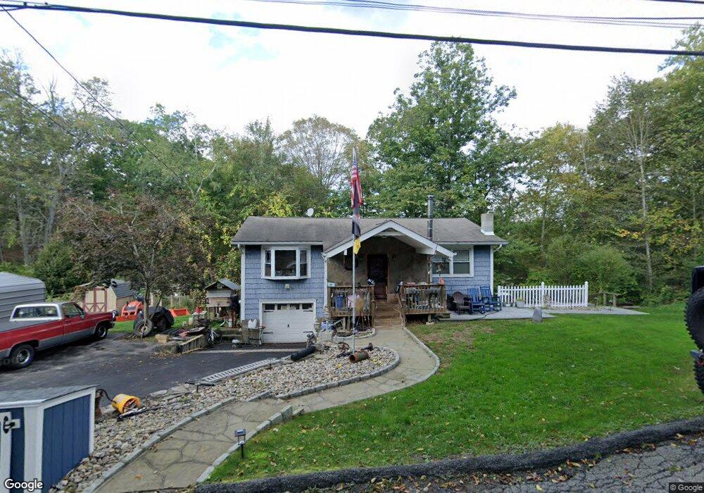 34 Sunnyside Place, Lake Peekskill, NY 10537 - photo 1