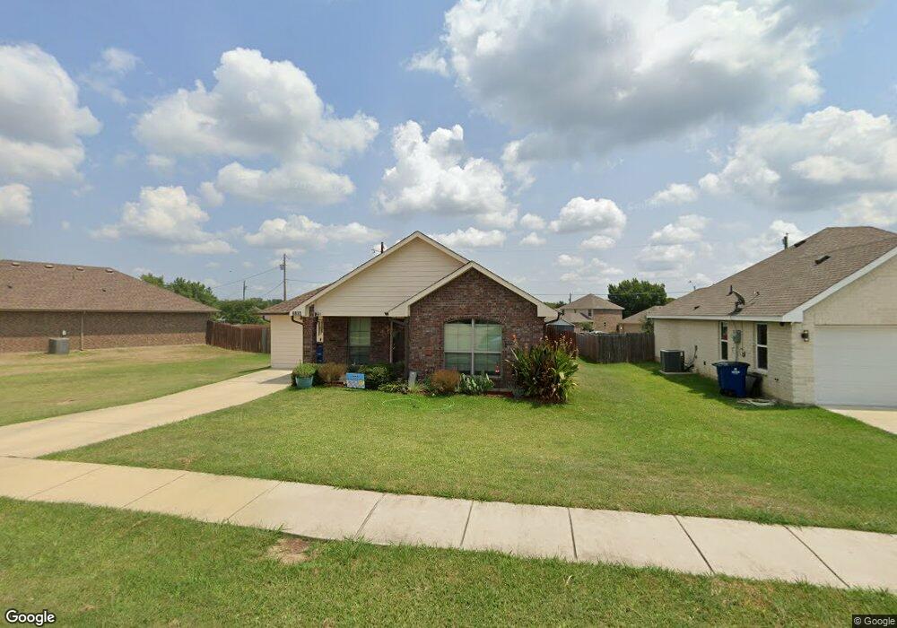3104 Cardinal Dr, Ennis, TX 75119 - photo 1