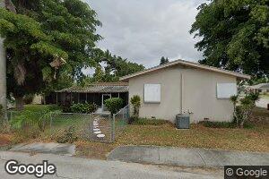 107 N Flame Ave, Pahokee, FL 33476