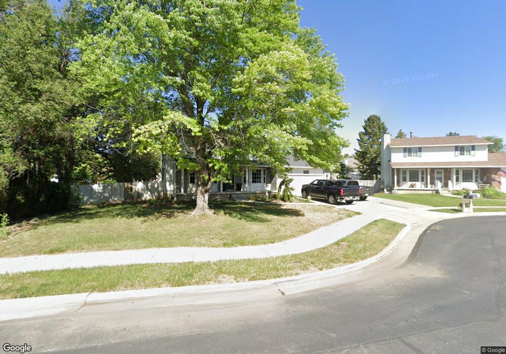 7255 Pinta Cir, West Jordan, UT 84084 - photo 1