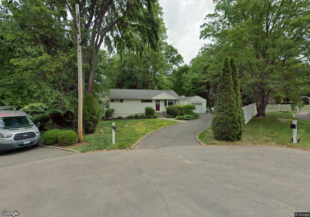 47 High Circle Ln, Fairfield, CT 06825 - photo 1