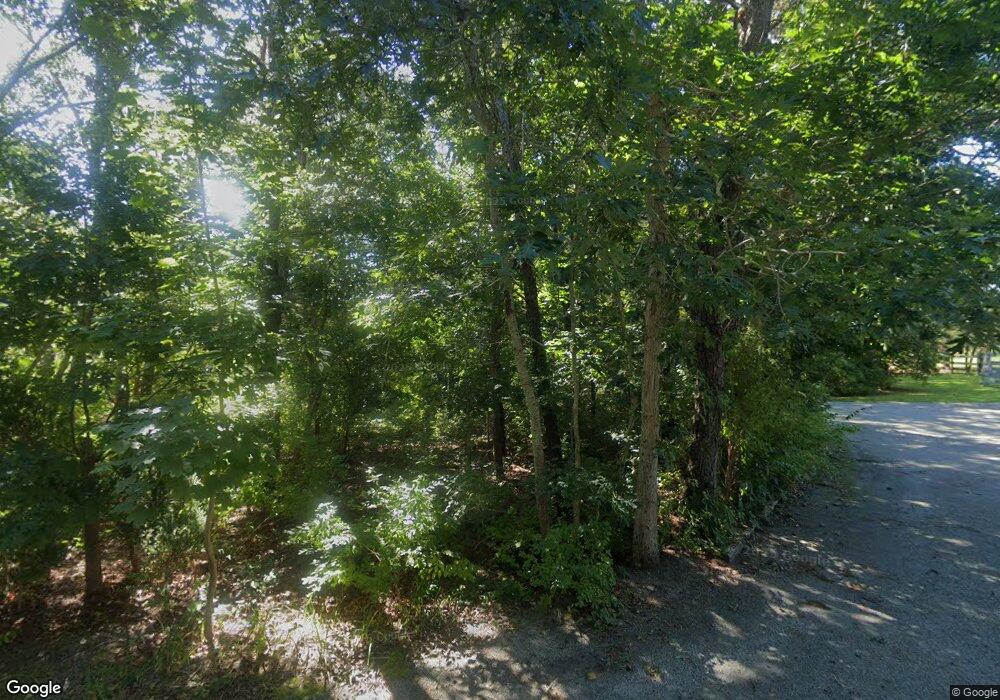 286 Trotting Park Rd, Teaticket, MA 02536 - photo 1