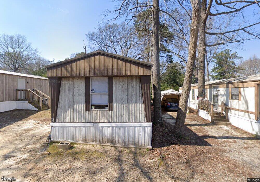 905 Collins Ave, Warner Robins, GA 31093 - photo 1