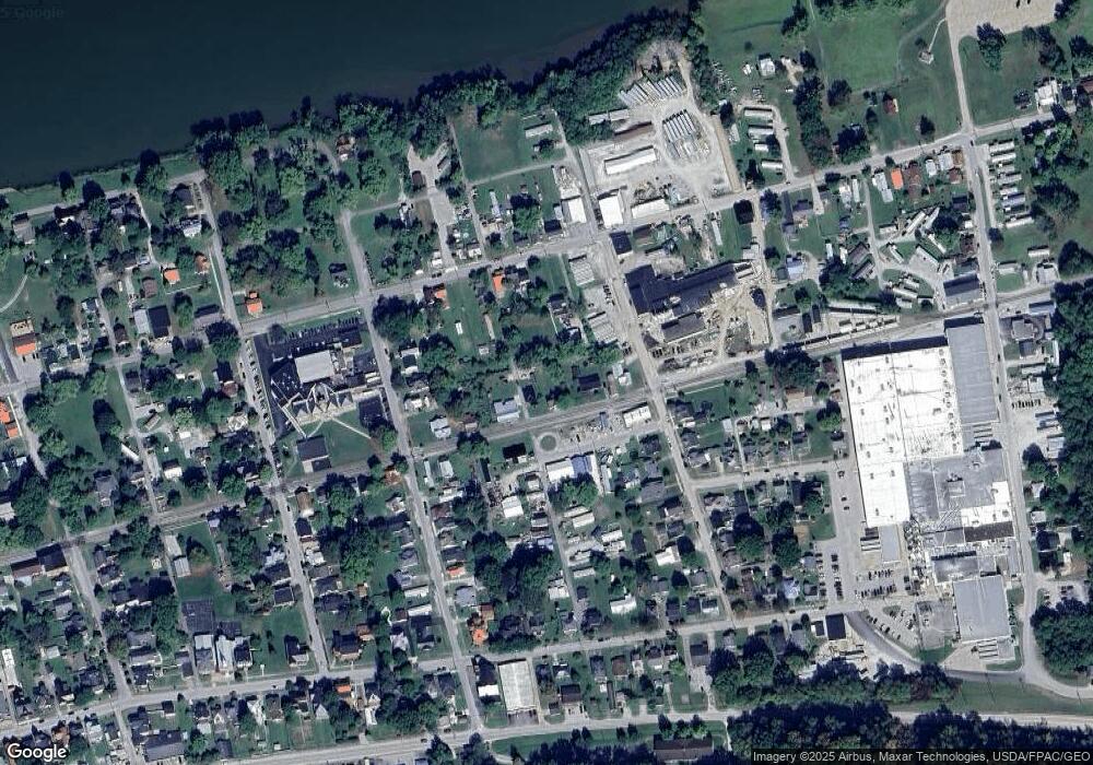 417 E 3rd St, Augusta, KY 41002 - photo 1