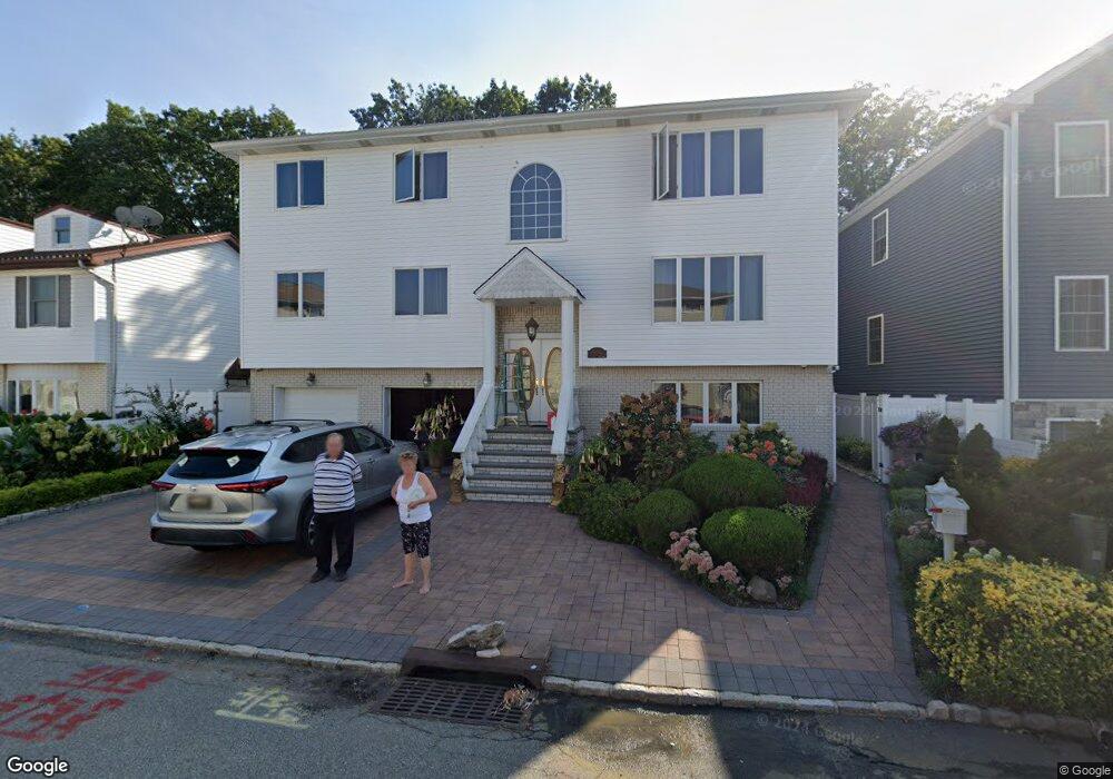 18 Willow Wood Ct unit 2, East Rutherford, NJ 07073 - photo 1