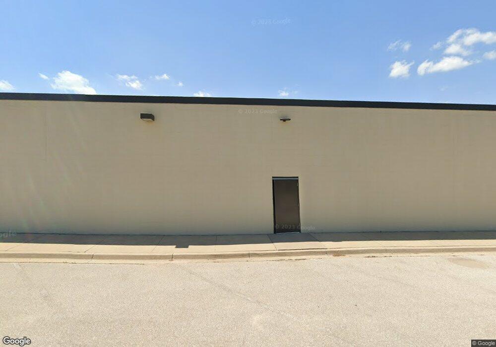 1618 Collins Rd NE, Cedar Rapids, IA 52402 - photo 1