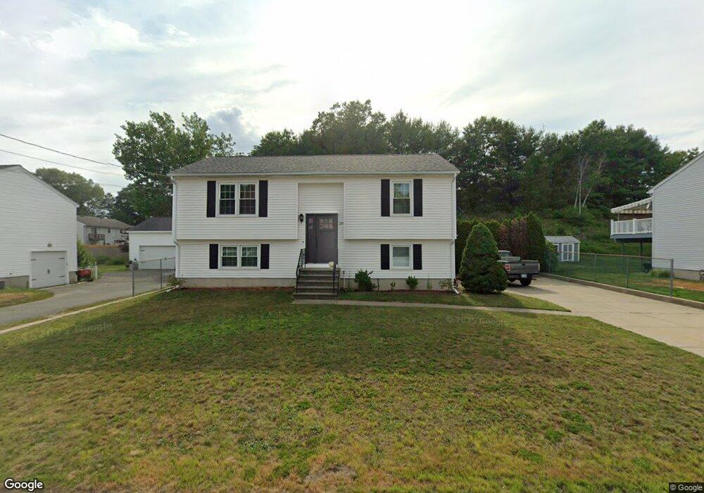 20 Curran Rd, Cumberland, RI 02864 - photo 1