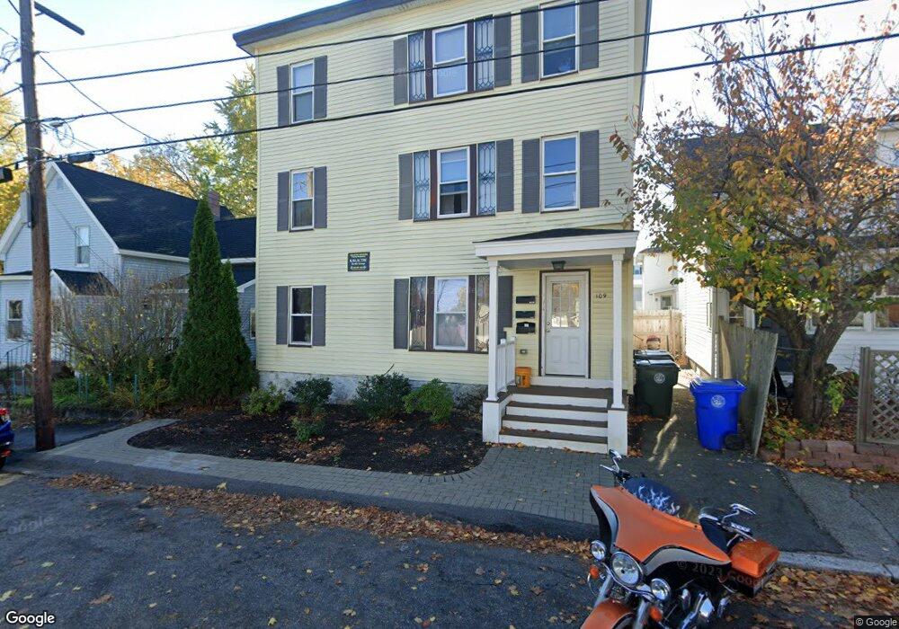 109 Rosedale Ave unit 1, Manchester, NH 03103 - photo 1