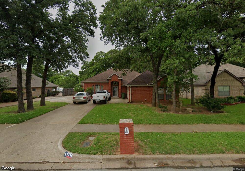 941 W Redbud Dr, Hurst, TX 76053 - photo 1