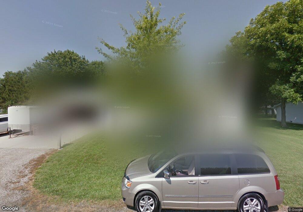 505 N Monroe St, Freeburg, IL 62243 - photo 1