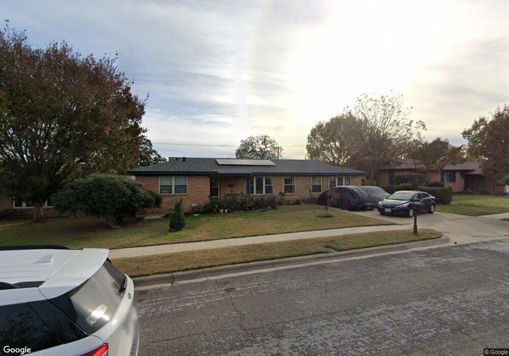 105 W Cheryl Ave, Hurst, TX 76053 - photo 1