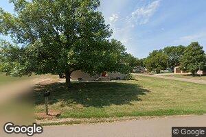 201 S Pine St, Menno, SD 57045