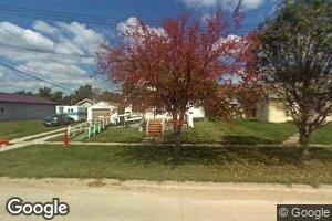 107 E State St, Blakesburg, IA 52536