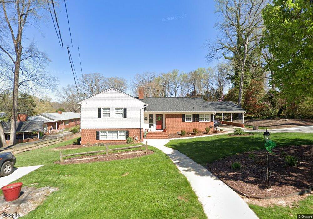 518 W Park Ave, Siler City, NC 27344 - photo 1