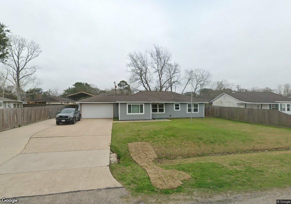 1409 S Durant St, Alvin, TX 77511 - photo 1