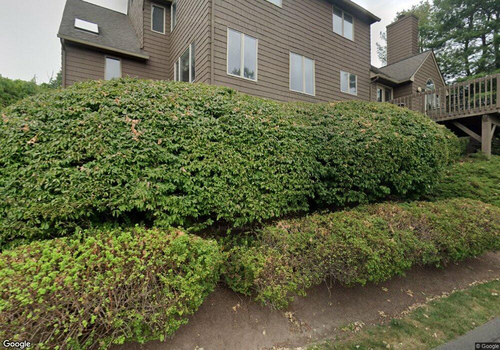 39 Saddle Ridge, Bloomfield, CT 06002 - photo 1