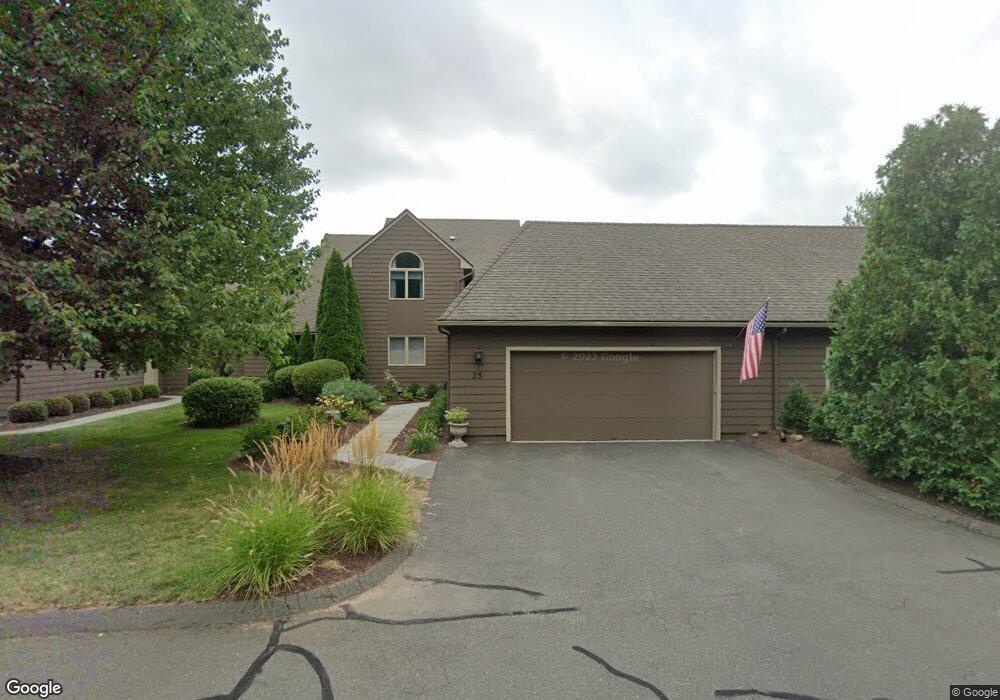 35 Saddle Ridge, Bloomfield, CT 06002 - photo 1