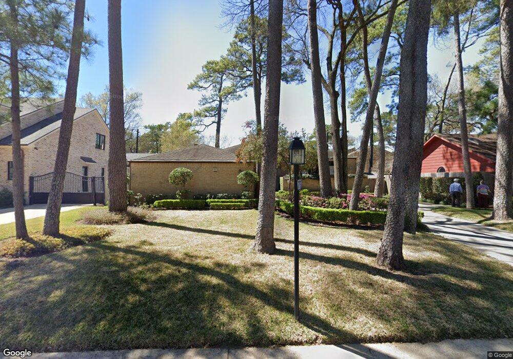 1106 Briarbrook Dr, Houston, TX 77042 - photo 1