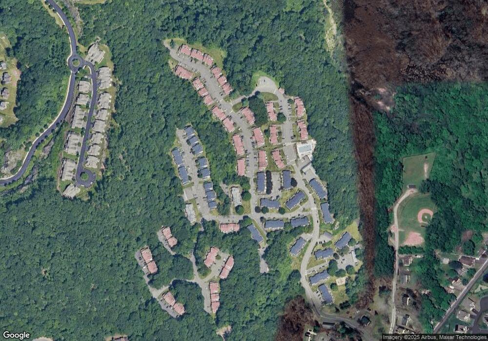 16 Deer Run, Bethel, CT 06801 - photo 1