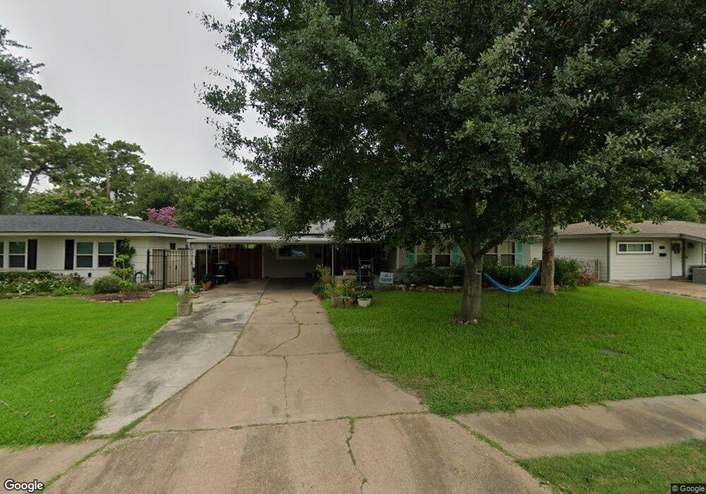 5018 Viking Dr, Houston, TX 77092 - photo 1