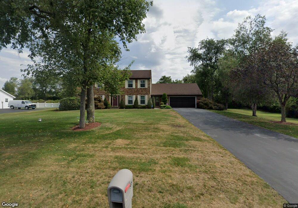 48 Aristocrat Cir, Sugarloaf, PA 18249 - photo 1