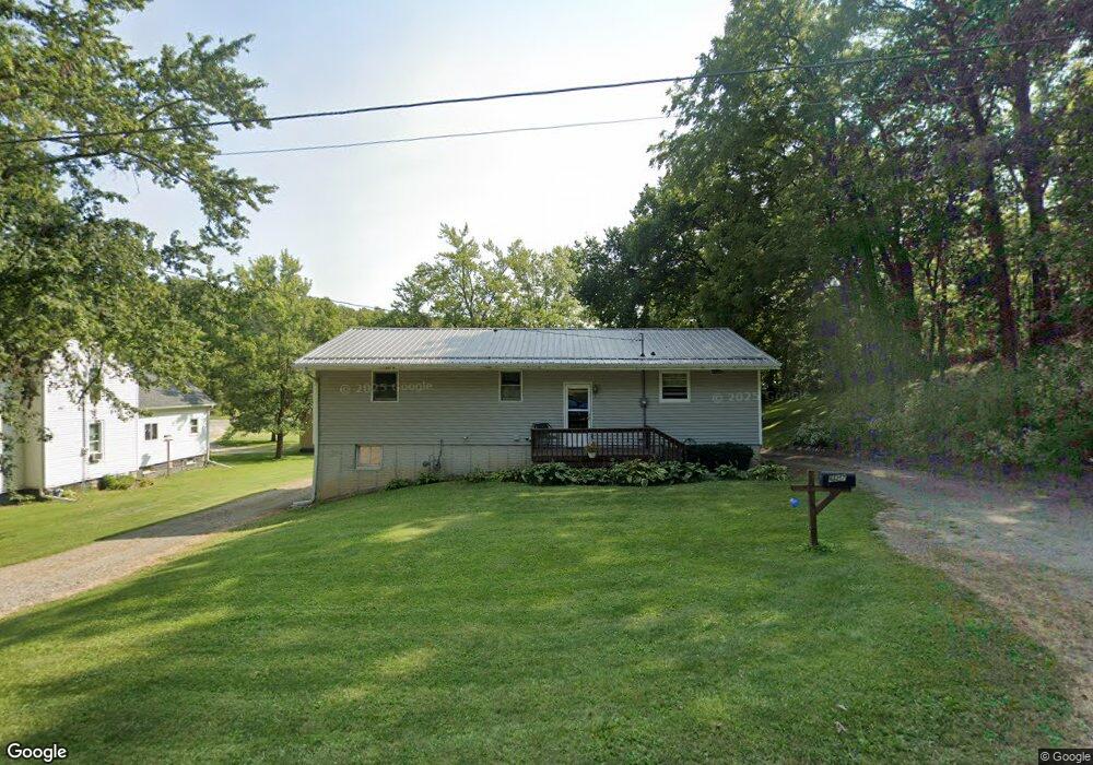 627 Walnut St, Columbus Junction, IA 52738 - photo 1