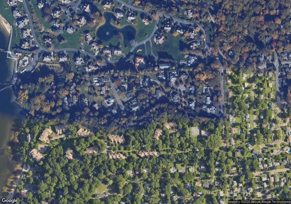 14 Sunview Dr, Glen Cove, NY 11542 - photo 1