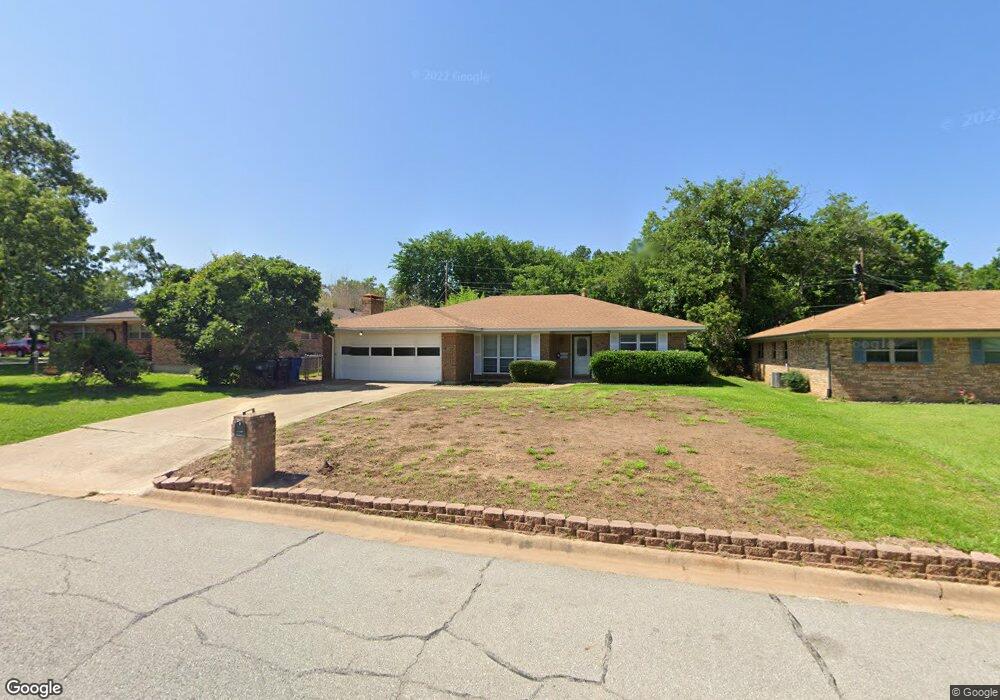 2927 Sidney Dr, Denison, TX 75020 - photo 1