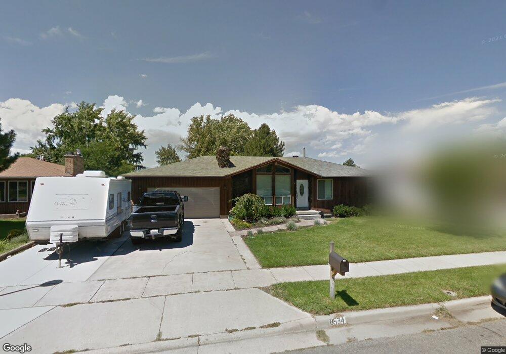8534 S Grambling Way, Sandy, UT 84094 - photo 1