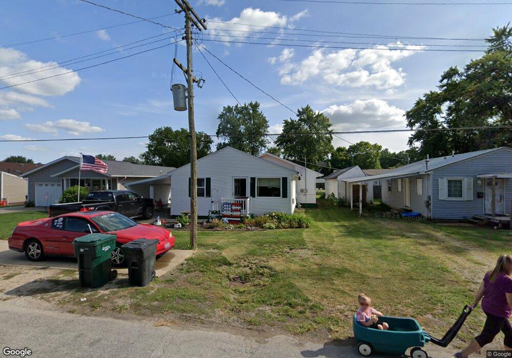 603 E Barker St, Tuscola, IL 61953 - photo 1