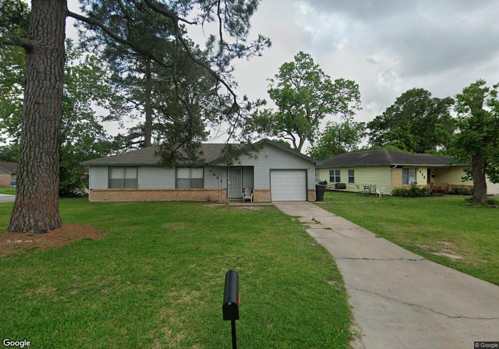 7444 Cabot St, Houston, TX 77016 - photo 1