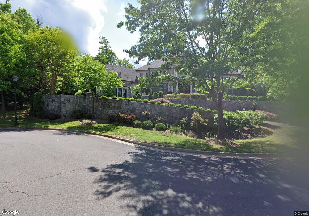 7815 Twincrest Ct, McLean, VA 22102 - photo 1