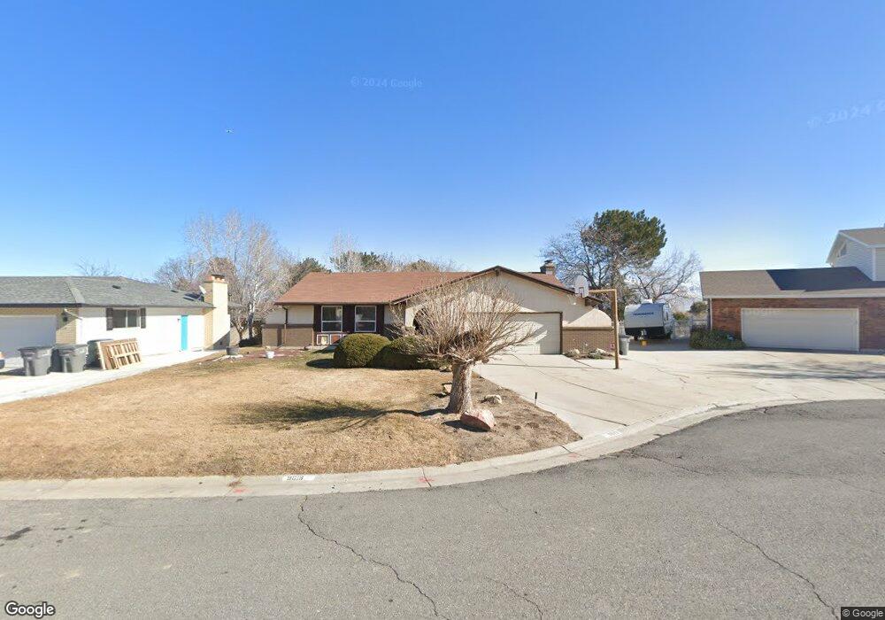 9613 Kilmuir Cir, South Jordan, UT 84095 - photo 1